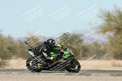 media/Dec-01-2025-Moto Forza (Mon) [[2daa91e15f]]/2-Intermediate Group/Session 3 (Turn 7 Inside Pans)/